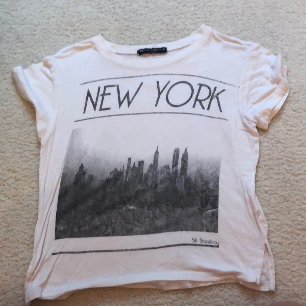 Brandy Melville soft New York Crop top